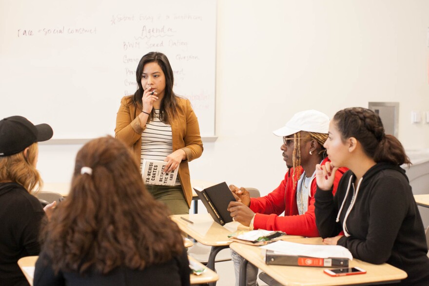 Leslie Tejada teaches English 100 at West Los Angeles College in Los Angeles, Calif. on Thursday, Nov. 3, 2016.