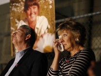 LOS ANGELES, CA - MARCH 7:  Parents Richard and Elizabeth Jones attend a memorial for their daughter Sarah Jones, an assistant camerawoman who was killed by a train while shooting the Gregg Allman biopic film, Midnight Rider, on March 7, 2014 in Los Angeles, California. The remembrance of the 27-year-old camerawoman is organized by members of the International Cinematographers Guild and the production community who want to highlight the importance of safety over a production's schedule or budget. The accident which occurred February 20 on a train trestle over the Altamaha River in Georgia and injured seven other crew members. Production on the film starring William Hurt and directed by Randall Miller has been suspended since the February 20 tragedy.  (Photo by David McNew/Getty Images)