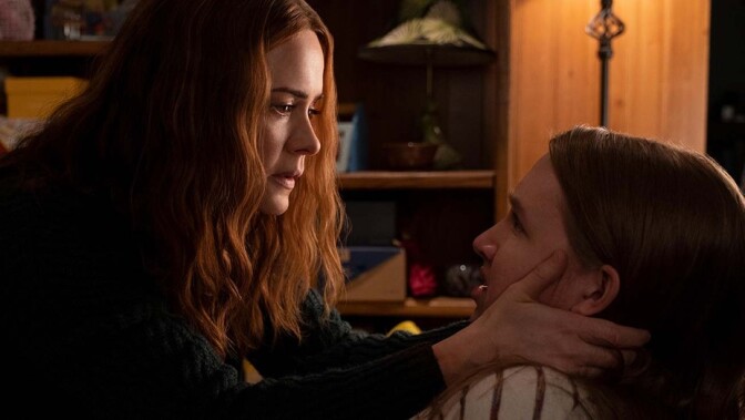 Sarah Paulson and Kiera Allen in Run (2020)