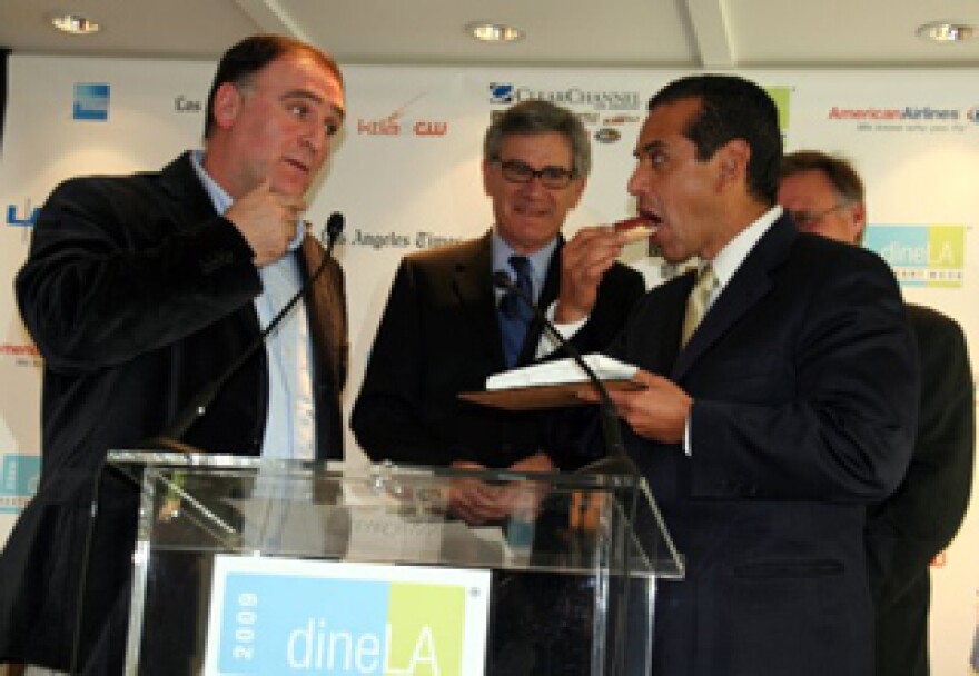 mayor_dineLA09.jpg