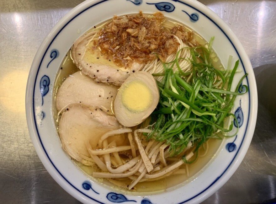 5dfd4679c92b3500089d53ee-eight.jpg