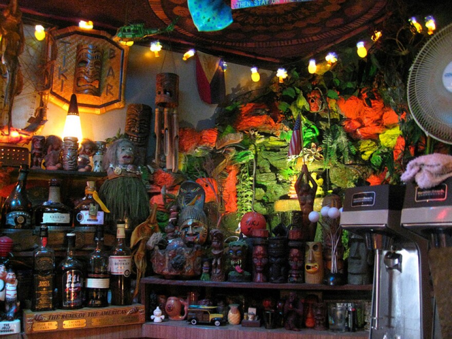 tikitibar.jpg
