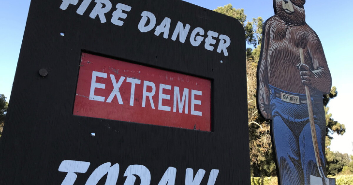 https://laist.com/news/climate-environment/fire-go-bag-cheat-sheet social preview image