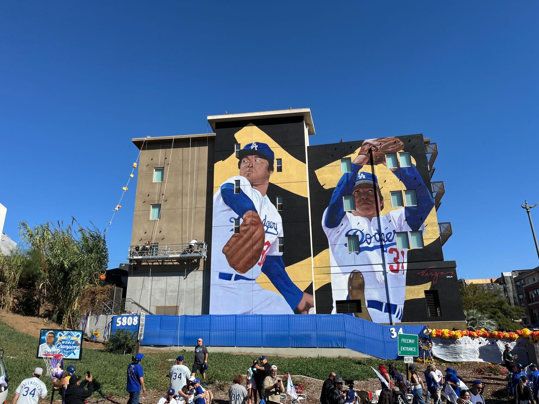 The Fernando Valenzuela mural is officially unveiled in Boyle Heights