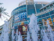 Exterior of the Anaheim Convention Center with water fountains in front with a marquee that reads BlizzCon.
