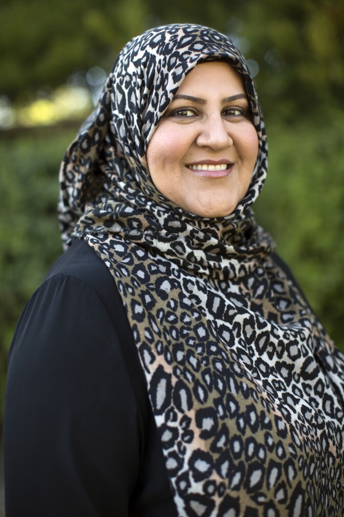Hosai Mojaddidi is the co-founder of Mental Health 4 Muslims.