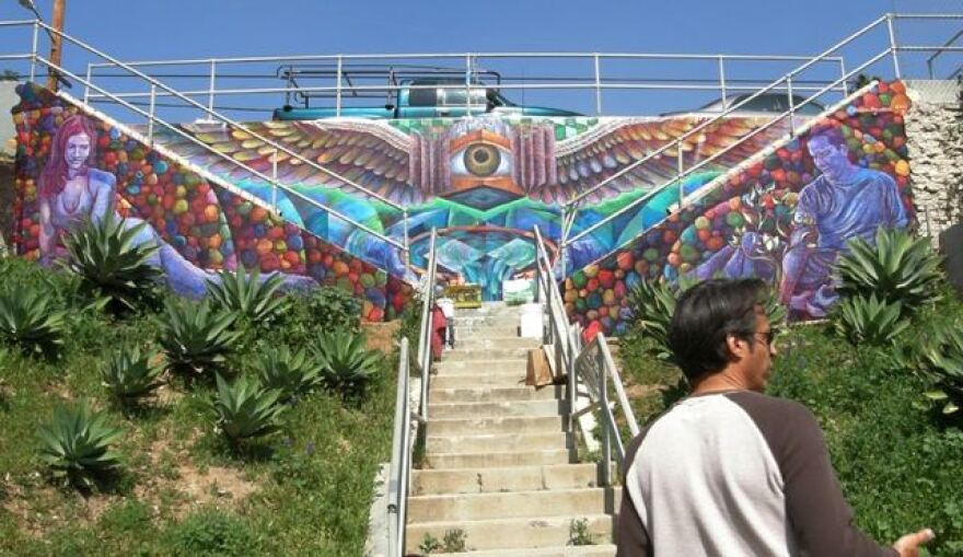 hoovermural-090226-787.jpg