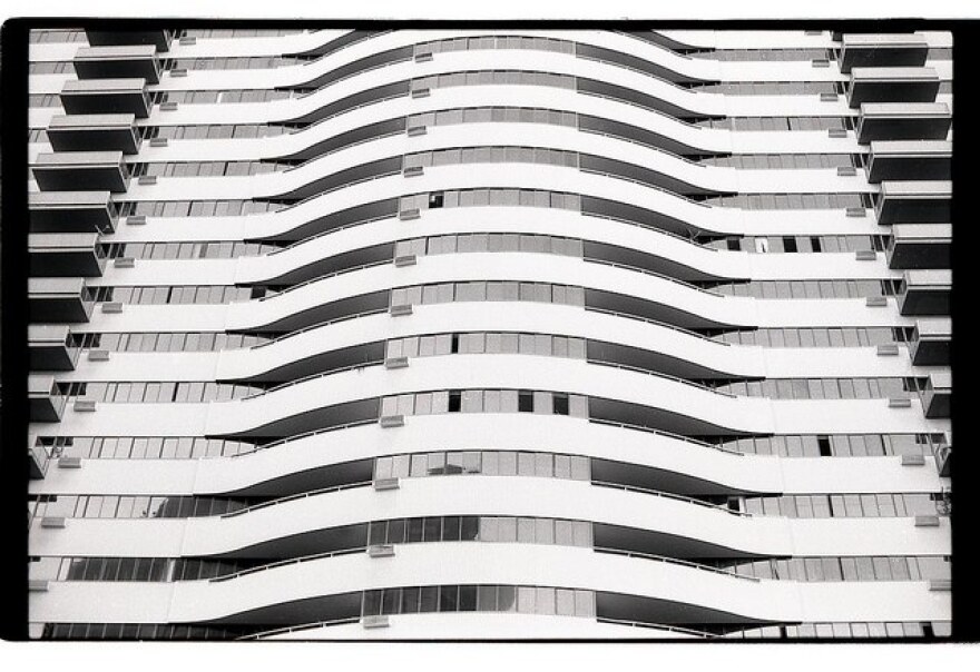 apartments-bw-westla.jpg