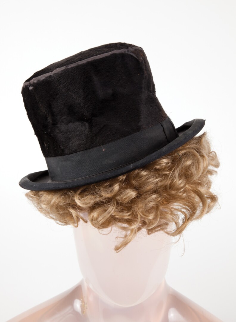 Harpo Wig and Hat.