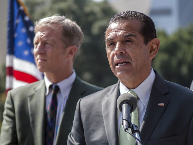 On March 22, Los Angeles Mayor Antonio Villaraigosa describes his motives for committing Los Angeles to the Kyoto Protocol and eliminating coal as a source of the city's power by 2025. The decision by Villaraigosa was lauded by Former Vice President Al Gore, who was also in attendance.