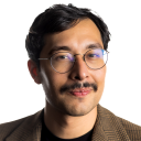 Headshot of Manny Valladares