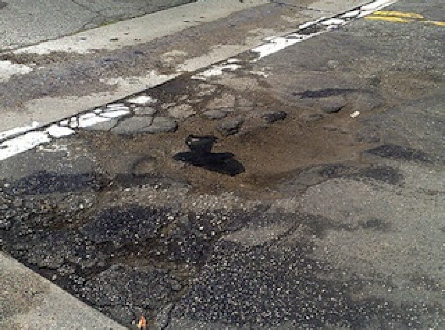 pothole-la-street.jpg