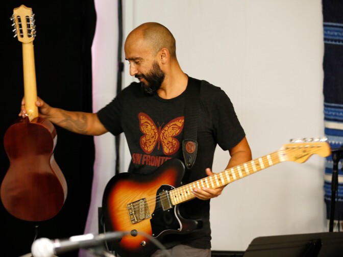 Special musical guest Raul Pacheco, of the Grammy-Award winning group Ozomatli, during rehearsal for “Popol Vuh: Heart of Heaven.” Directed by Kinan Valdez, “Popol Vuh: Heart of Heaven,” will be presented by Center Theatre Group and El Teatro Campesino for two performances only, October 10 and 11, 2015, at 3:30 p.m. in Grand Park, downtown Los Angeles. Performances are free but reservations are recommended – www.CenterTheatreGroup.org/PopolVuh
Contact: CTG Media and Communications / (213) 972-7376 / CTGMedia@centertheatregroup.org
Photo by Ryan Miller/Capture Imaging
