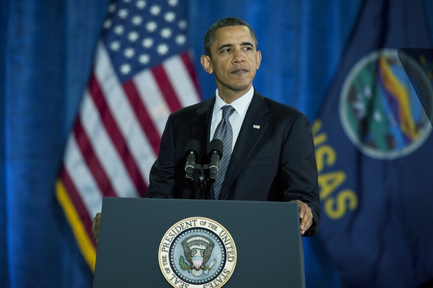 OSWATOMIE, KS - DECEMBER 6:   U.S. President Barack Obama speaks about the economy at Osawatomie High School December 6, 2011 in Osawatomie, Kansas. Obama described the middle class struggles as the defining issue of our time in the speech.  (Photo by Julie Denesha/Getty Images)