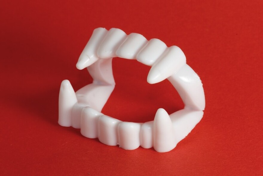 vampire-teeth-shutterstock.jpg