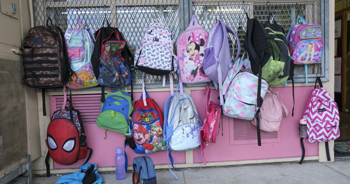 LAUSD Undoes Cuts To Winter Break After Unions Intervene | LAist