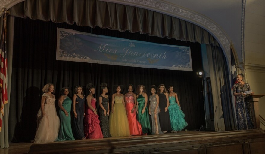 5eece7ef5d47150008b4b254-eight.jpg