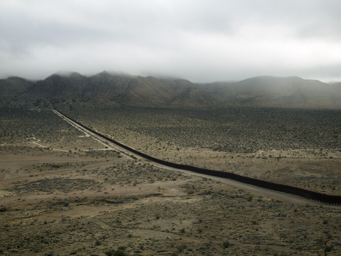 The Wall, Jacumba, California, 2009 © Richard Misrach, courtesy Fraenkel Gallery, San Francisco, Pace/MacGill Gallery, New York and Marc Selwyn Fine Art, Los Angeles
