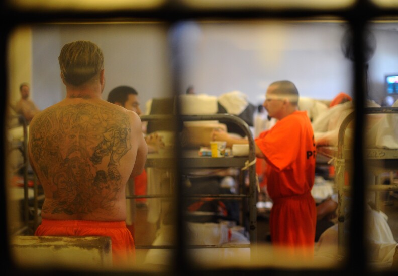 Federal drug offenders who are convicted after a trial receive sentences three-times longer than those who accept plea deals, according to a Human Rights Watch report. 
