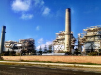 Economist Kevin Klowden, managing director of the Milken Institute's California Center, said businesses want incentives to cut carbon emissions, especially the biggest emitters, which are electric companies.