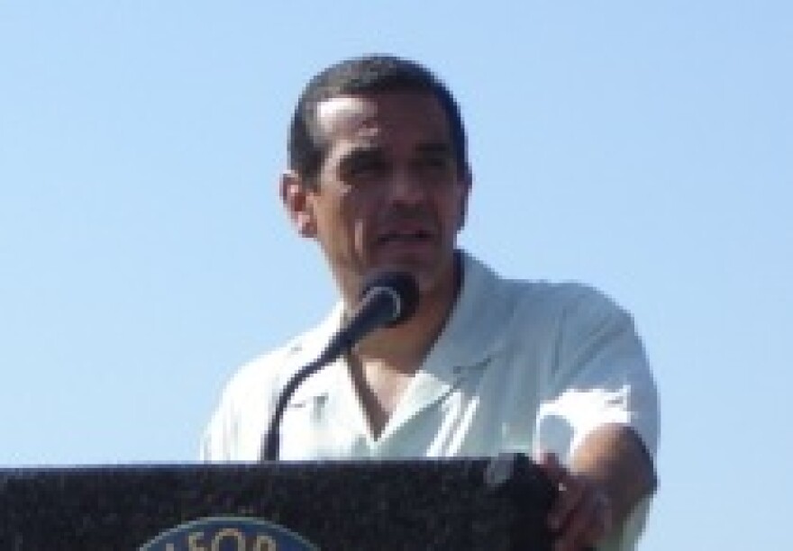 357575248_6908363efd_o.jpg