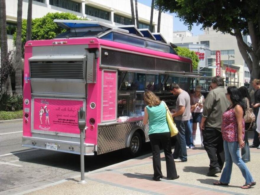 foodtruckcontroversy.jpg