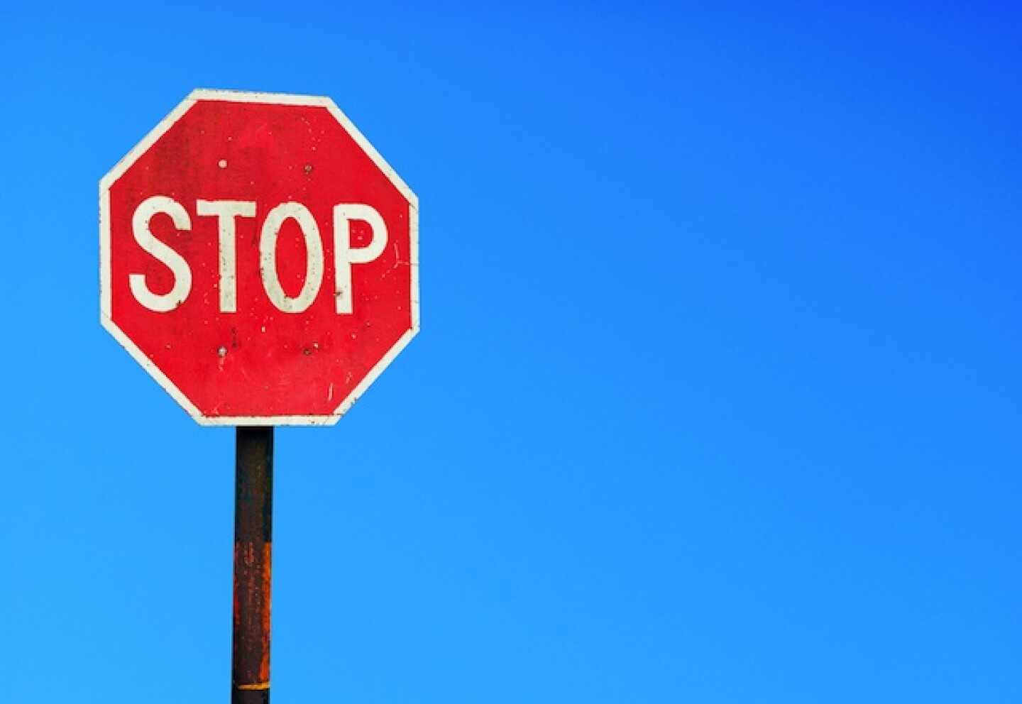 stop-sign.jpg