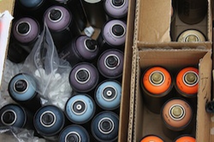 spray-paint-canisters.jpg