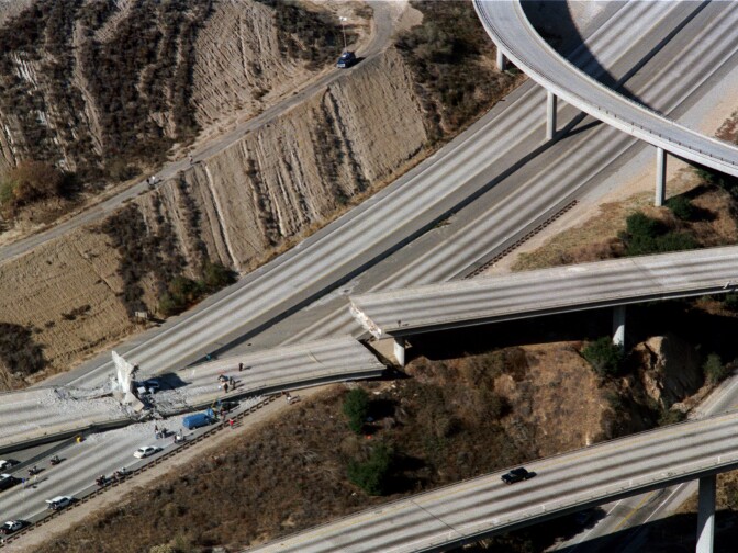 Aeria view of wrecked cars litter the connector ramp from Interstate 5 to Highway 14 following the Northridge earthquake, on Jan. 17, 1994, in Northridge, California. During Northridge earthquake damage was widespread, sections of major freeways collapsed, parking structures and office buildings collapsed, and numerous apartment buildings suffered irreparable damage.