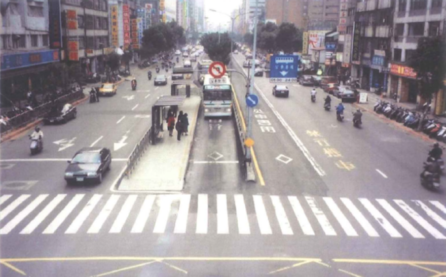 vannuysblvdbusway.png