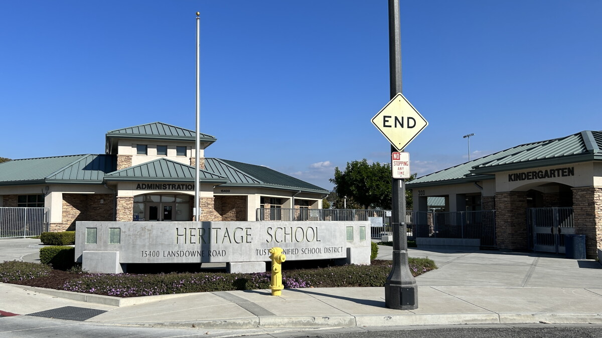Tustin schools to reopen - Vimarsana News