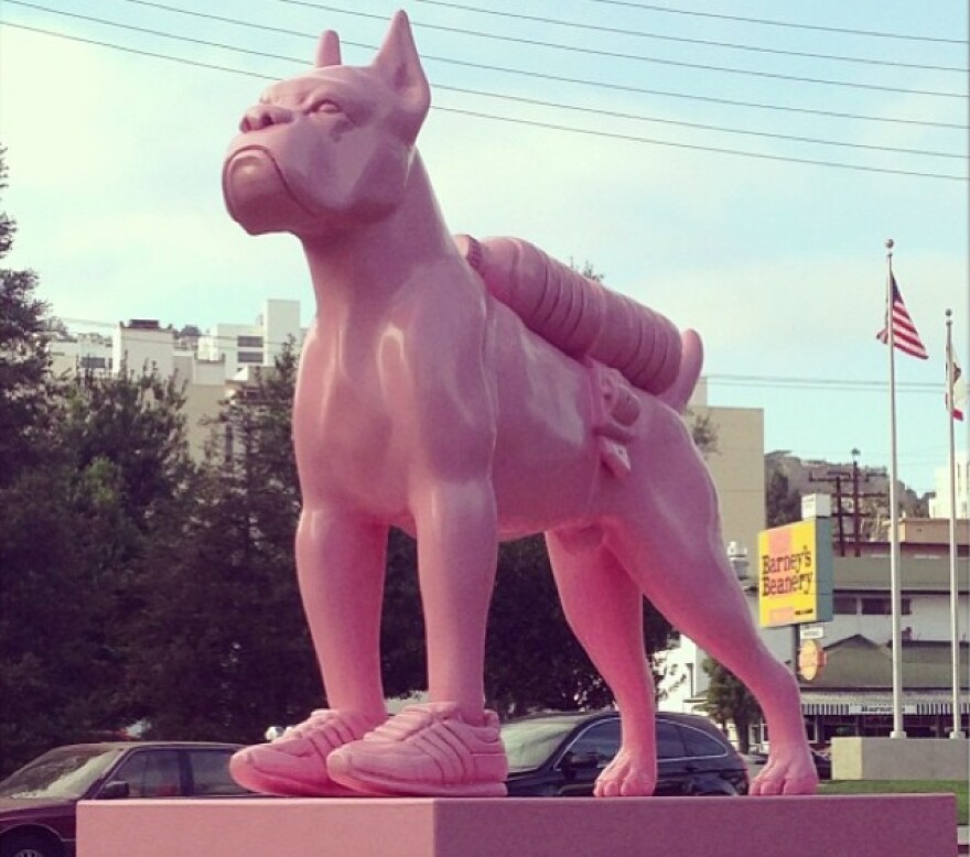 pinkdogstatue.jpg