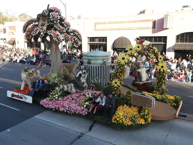 PASADENA, CA - JANUARY 01: The City of Glendale float on the parade route during the 125th Rose Parade on January 1, 2014 in Pasadena, California.  (Photo by Frederick M. Brown/Getty Images)