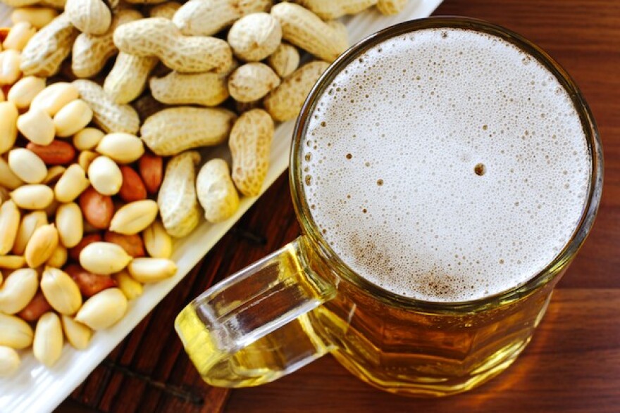 shutterstock_beer_peanuts.jpg