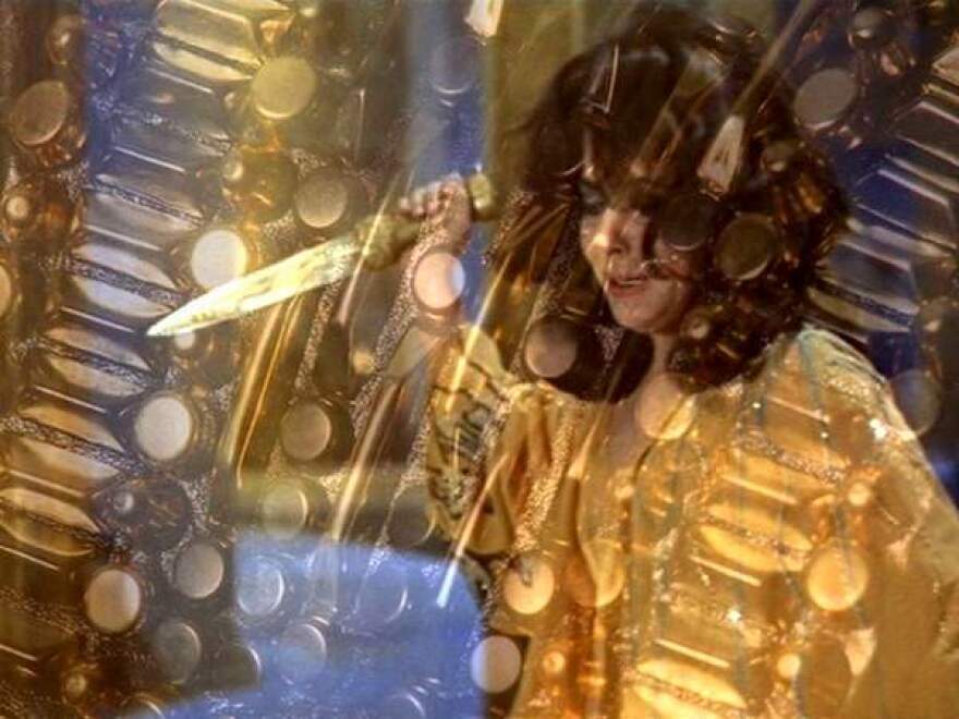 Michael_Robinson_Hammer.JPG