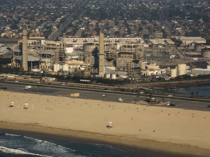 The proposed Poseidon Water desalination plant would take over a sit behind this electric utility facility along Huntington Beach.