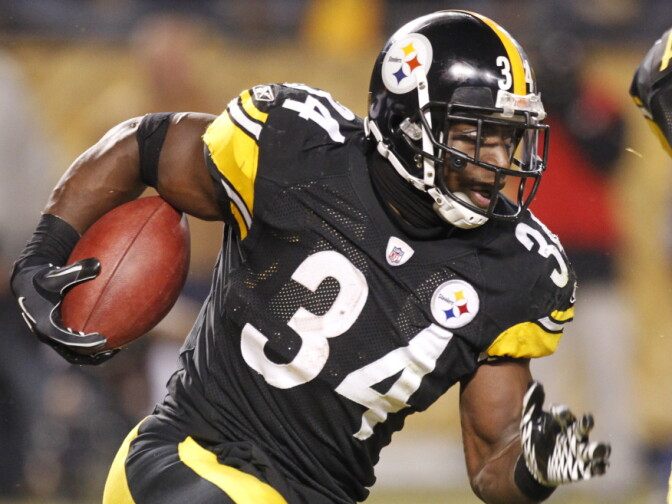 Pittsburgh Steelers running back Rashard Mendenhall runs the ball during the first half of an NFL divisional playoff football game against the Baltimore Ravens in Pittsburgh, Saturday, Jan. 15, 2011. Mendenhall received criticism after tweeting his opinion about reactions to the death of Osama bin Laden.
