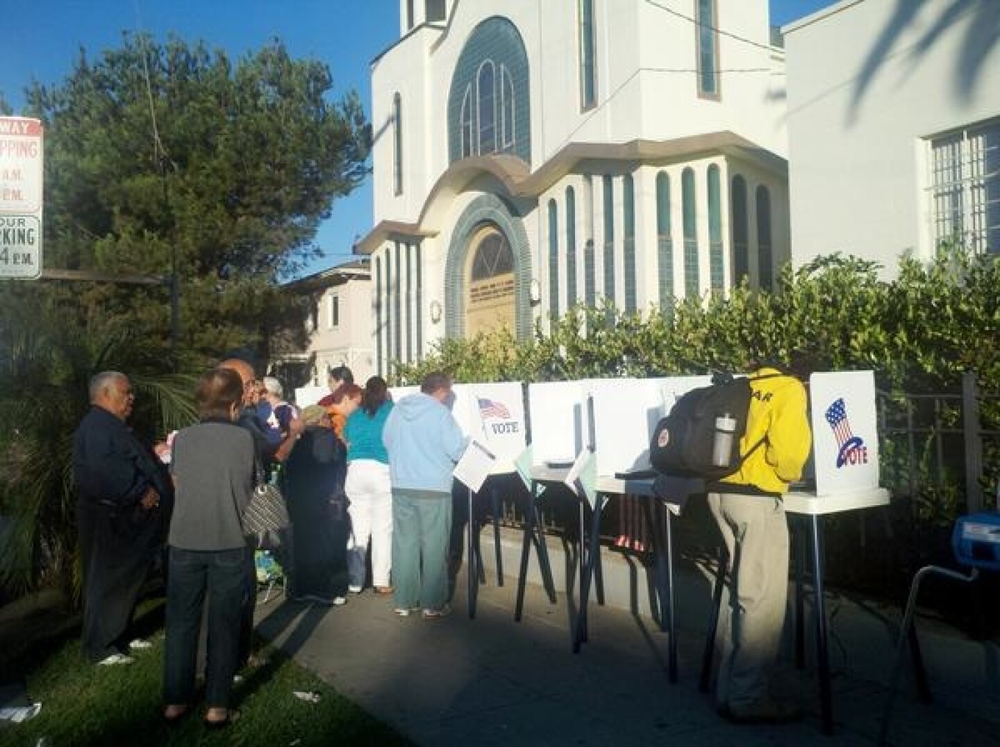 voting-sidewalk-election2012.jpg