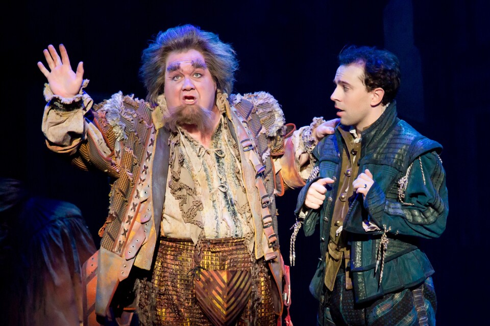 L-R: Blake Hammond and Rob McClure in “Something Rotten!” which plays at the Ahmanson Theatre November 21 through December 31, 2017. For tickets and information, please visit CenterTheatreGroup.org or call (213) 972-4400. Press Contact: CTGMedia@CTGLA.org / (213) 972-7376. Photo by Jeremy Daniel.