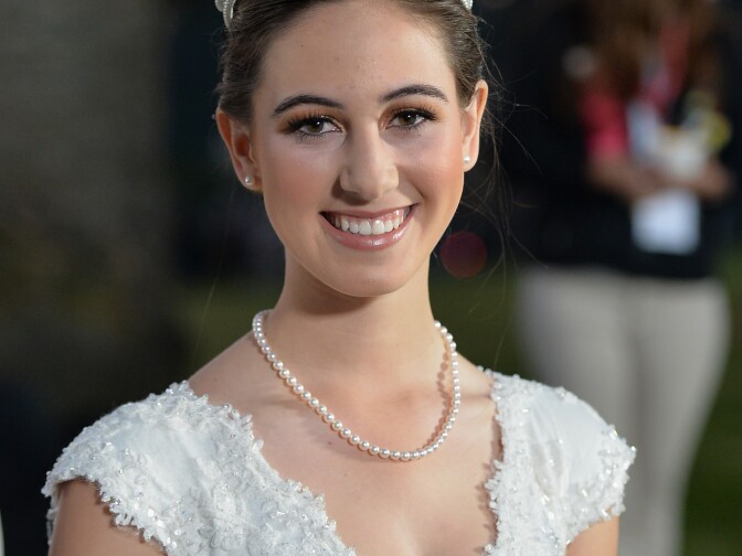 PASADENA, CA - JANUARY 01:  Tournament of Roses Queen Ana Marie Acosta attends the 125th Tournament of Roses Parade Presented by Honda on January 1, 2014 in Pasadena, California.  (Photo by Alberto E. Rodriguez/Getty Images)