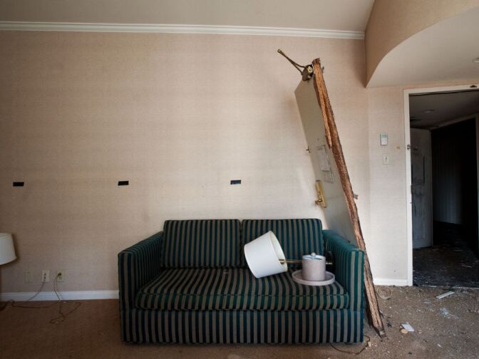 The old Wilshire Grand Hotel served guests for 60 years, after opening in August 1952 as the Los Angeles Statler. The hotel was later known as the Statler Hilton, and the Omni Los Angeles.