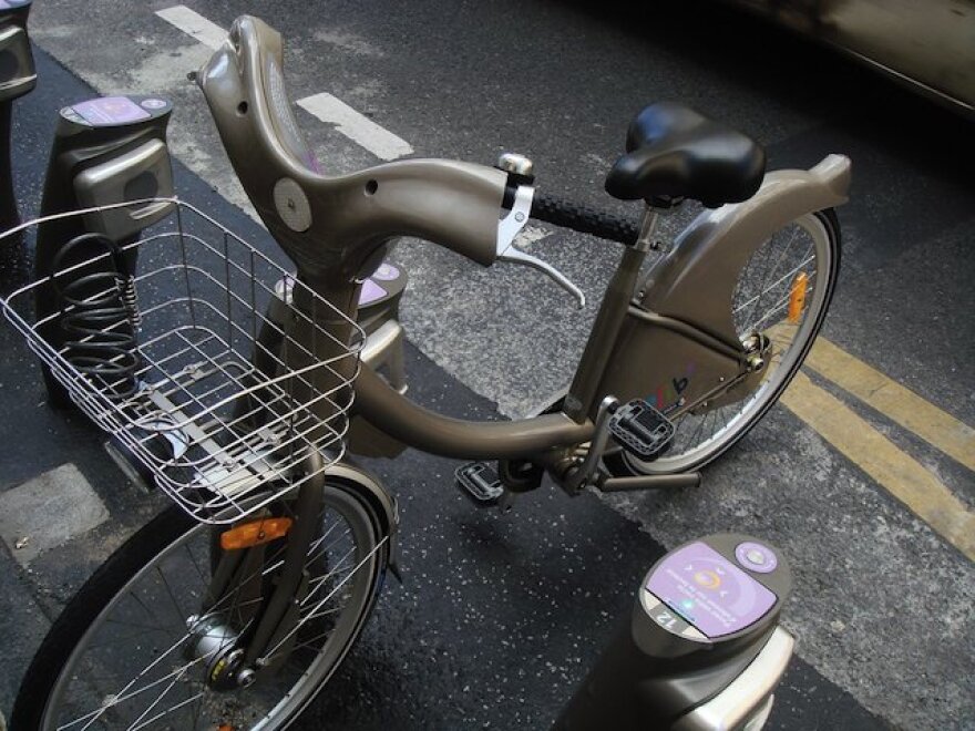 bicycle-sharing-los-angeles.jpg