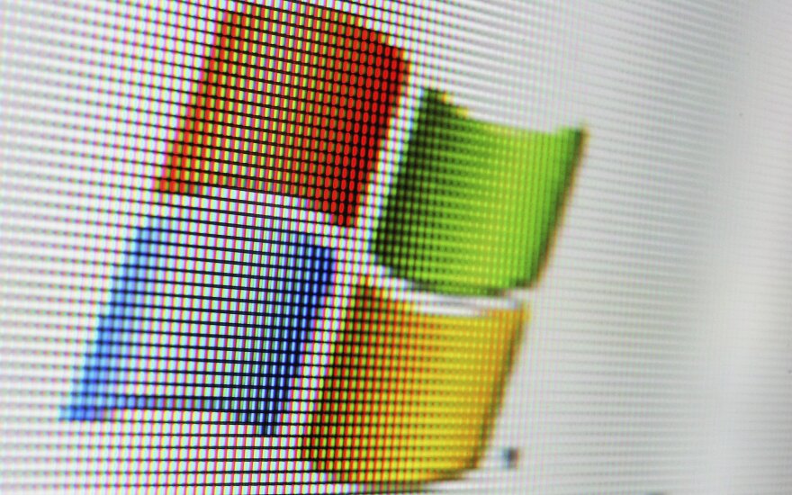 LONDON - APRIL 13:  In this photo illustration the logo of the multi-facetted internet giant Microsoft is displayed on a  computer screen on April 13, 2006 in London, England.  (Photo Illustration by Scott Barbour/Getty Images)