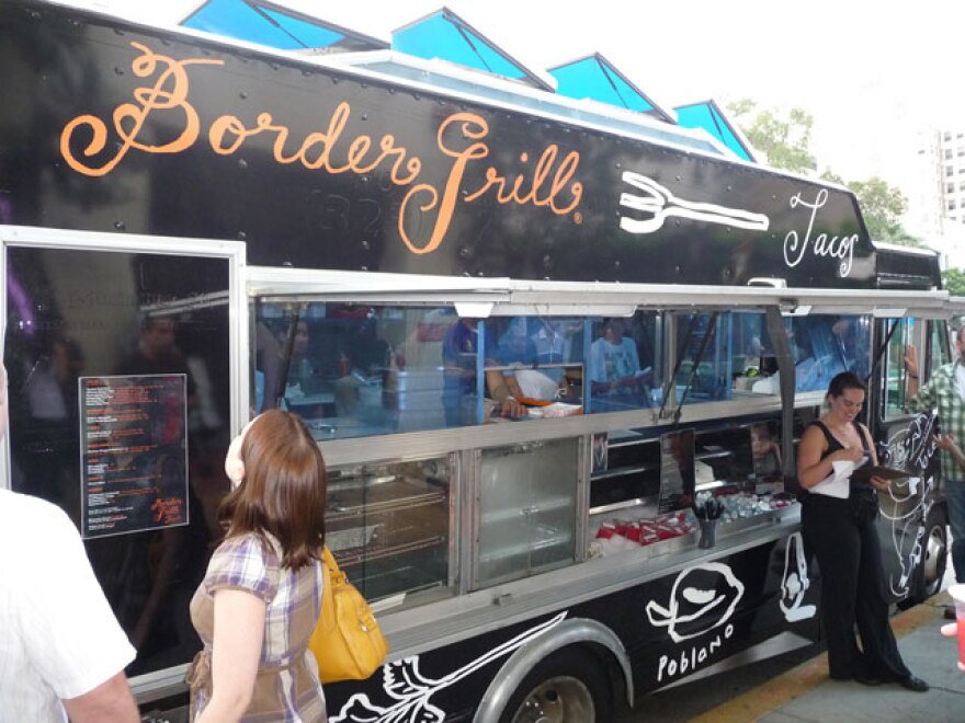 BorderGrill_truck_artwalk.jpg
