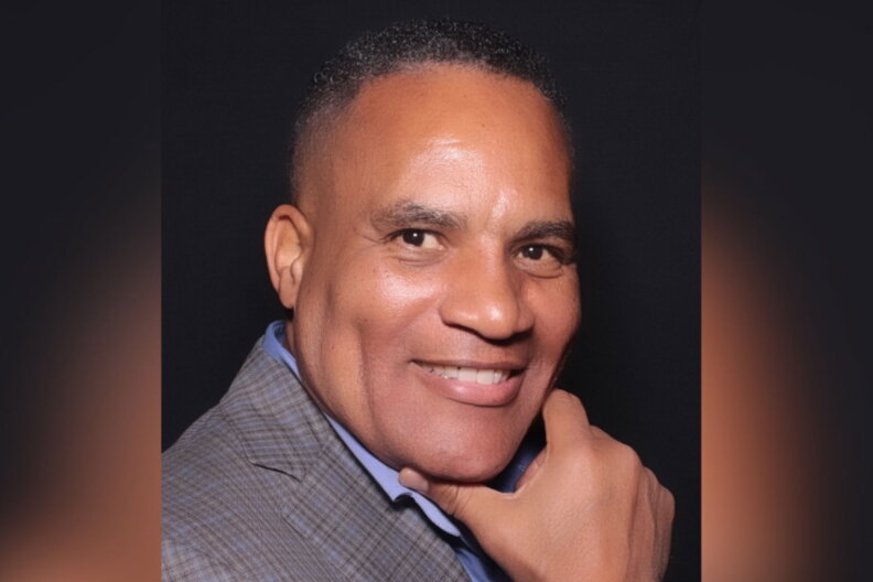 Compton Superintendent Darin Brawley Receives National Education Prize