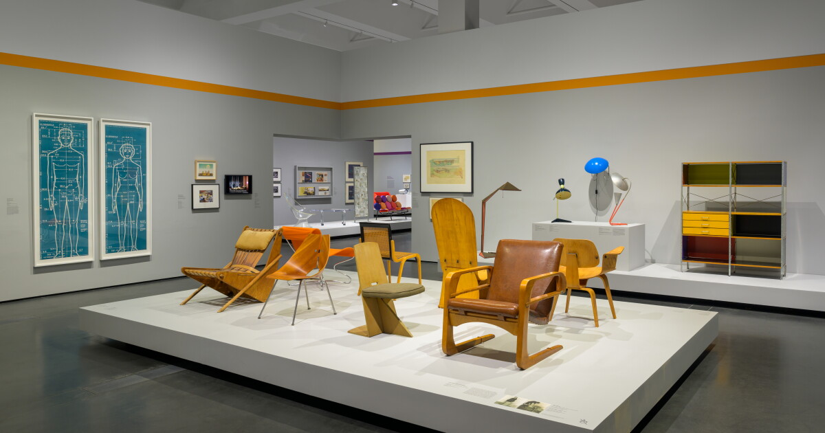 TV rooms came true. Self-cleaning kitchens didn’t. Inside LACMA’s ‘Home of the Future’