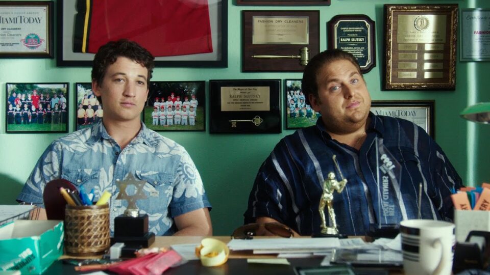 Miles Teller and Jonah Hill star in "War Dogs", a true story about young arms dealers.