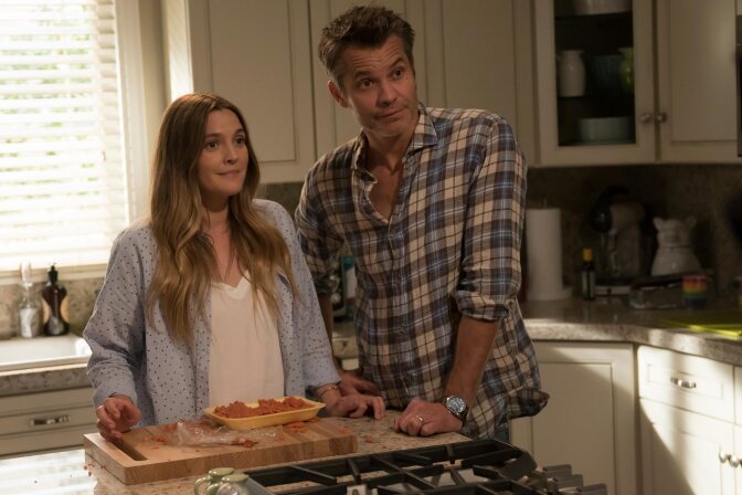 Drew Barrymore and Timothy Olyphant in the Netflix series "Santa Clarita Diet."