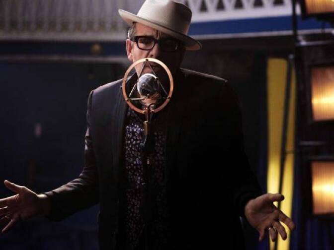 An image from the video for Elvis Costello's song, "You Shouldn't Look at Me That Way," from the movie, "Film Stars Don't Die in Liverpool."