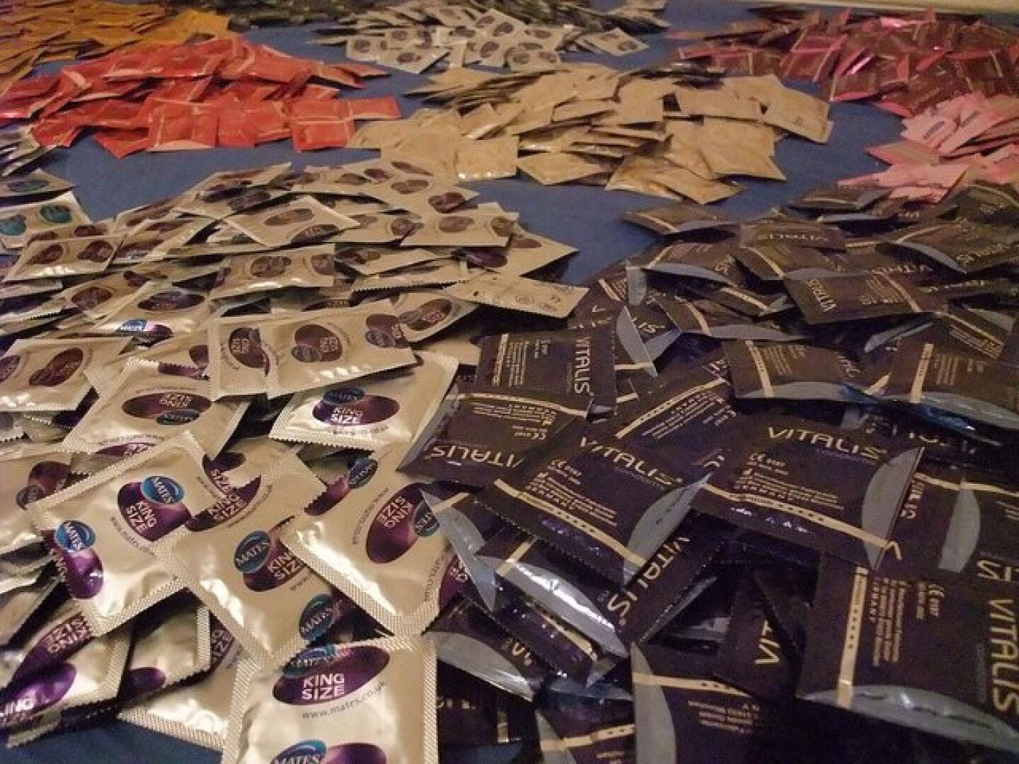 condoms.jpg